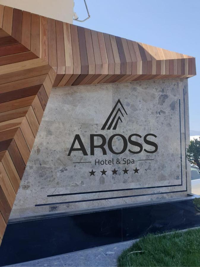 Hotel Aross Kanine Екстериор снимка