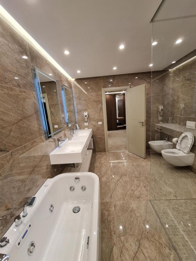 Hotel Aross Kanine Екстериор снимка