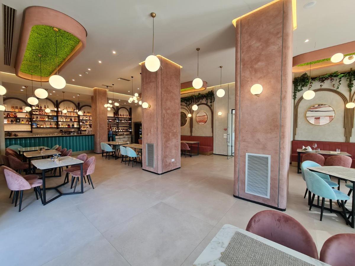 Hotel Aross Kanine Екстериор снимка