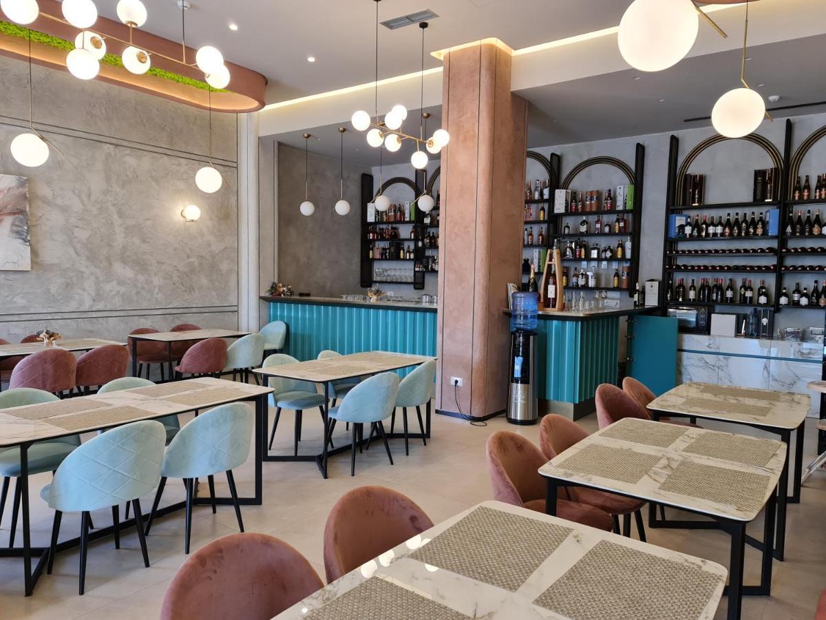 Hotel Aross Kanine Екстериор снимка