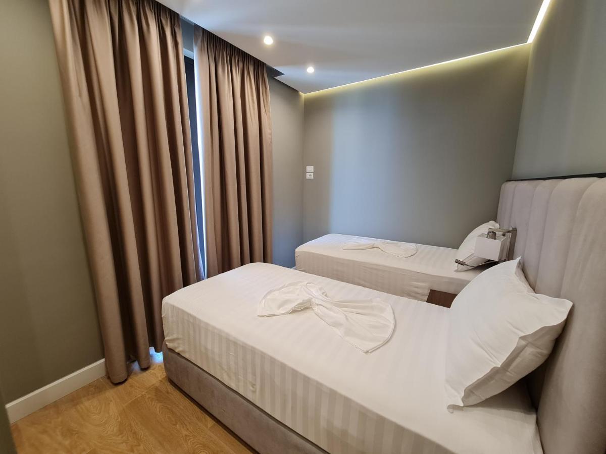 Hotel Aross Kanine Екстериор снимка